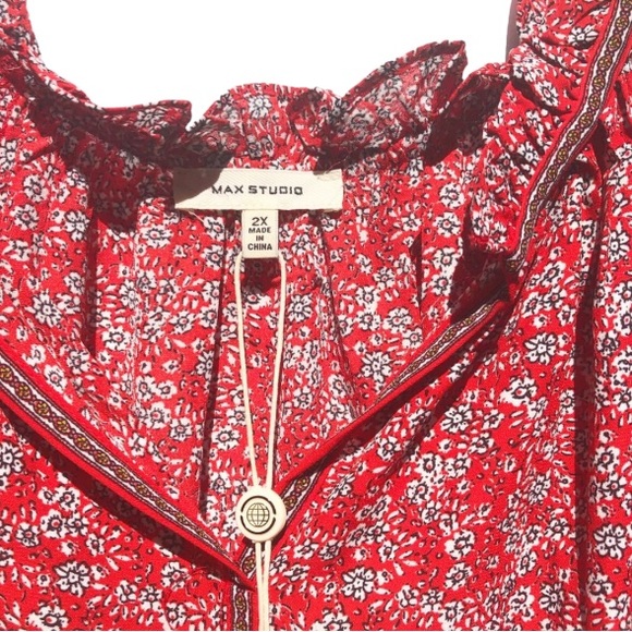 Max Studio Crepe Peasant Blouse Red Floral Print Size 2X - Picture 4 of 16